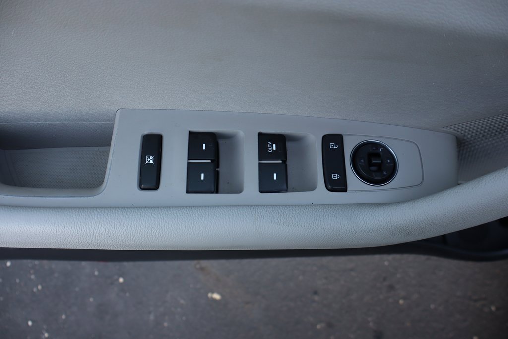 Used 2016 Hyundai Sonata SE image 22
