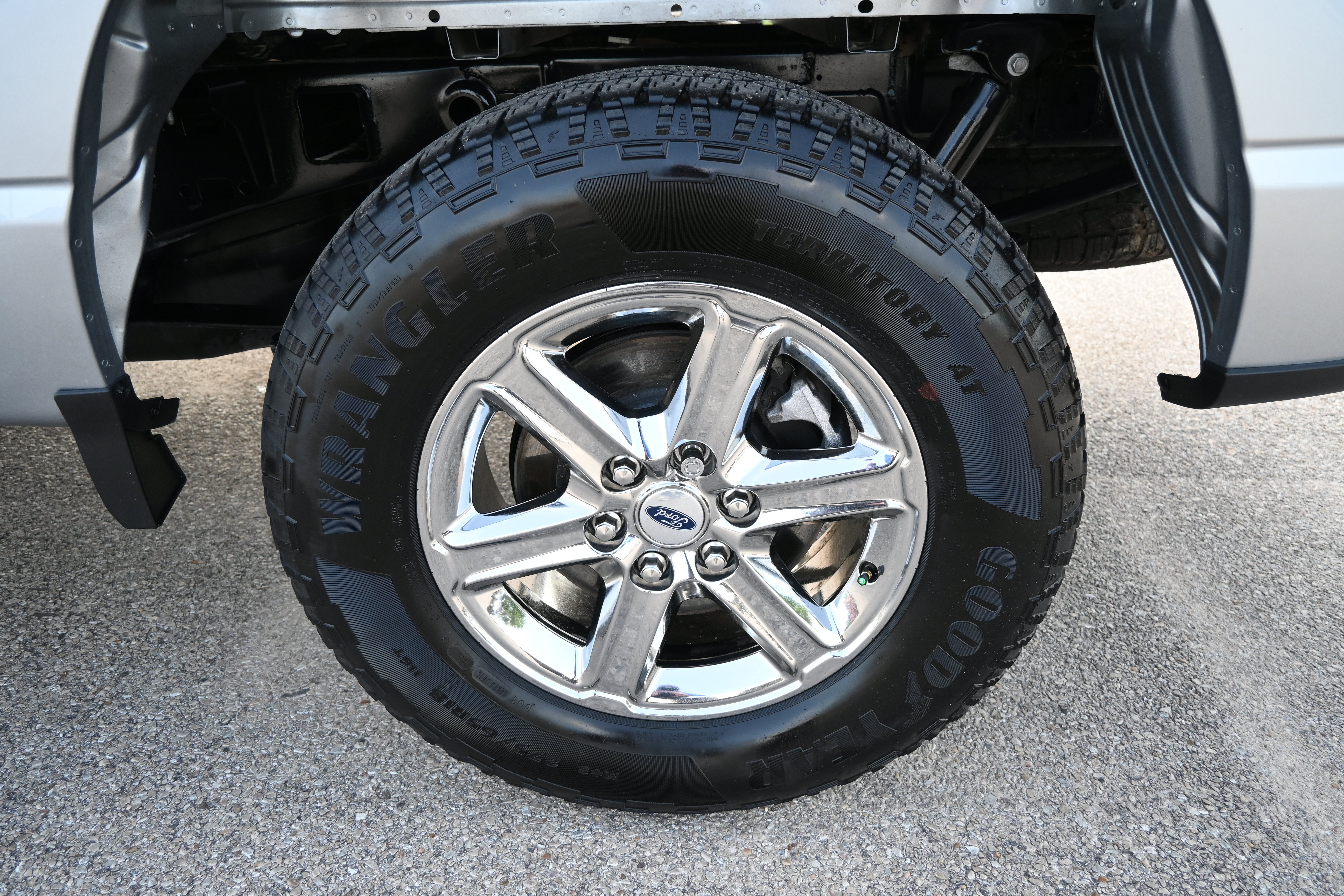 Used 2025 Ford F150 XLT w/ Equipment Group 301A Standard AWD/4WD image 8