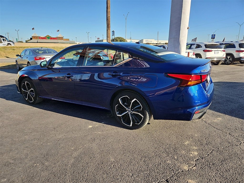 Used 2024 Nissan Altima 2.5 SR image 4
