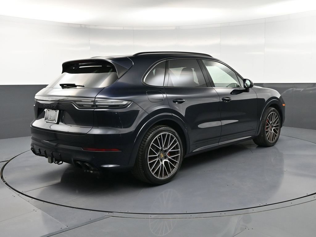 Certified 2023 Porsche Cayenne GTS AWD/4WD image 8