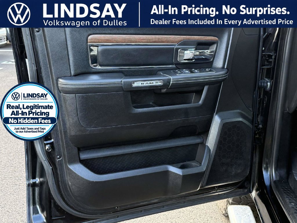 Used 2015 RAM 1500 Laramie w/ Convenience Group AWD/4WD image 9