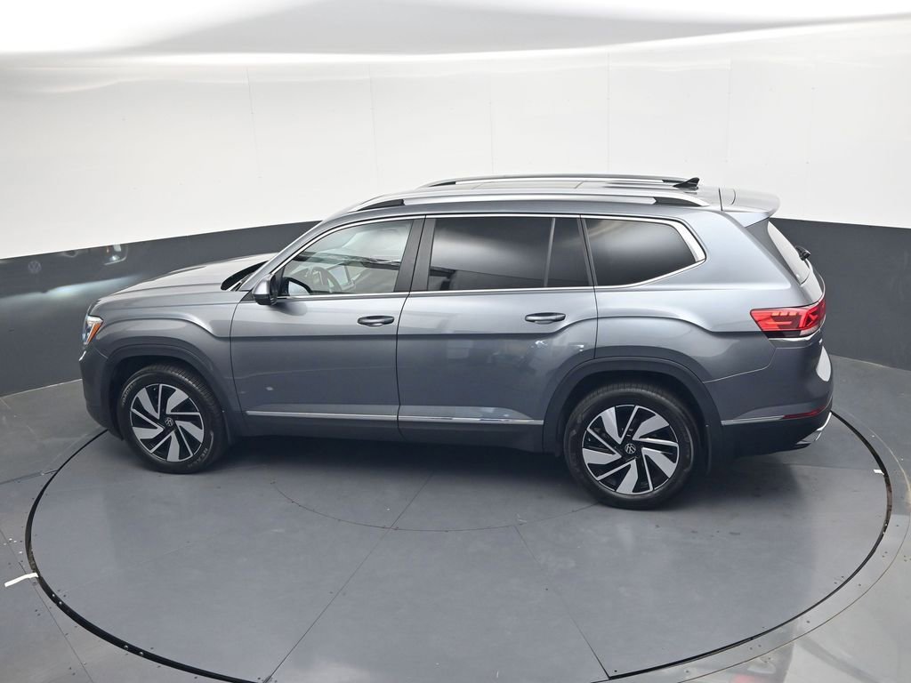 Used 2024 Volkswagen Atlas SEL AWD/4WD image 24