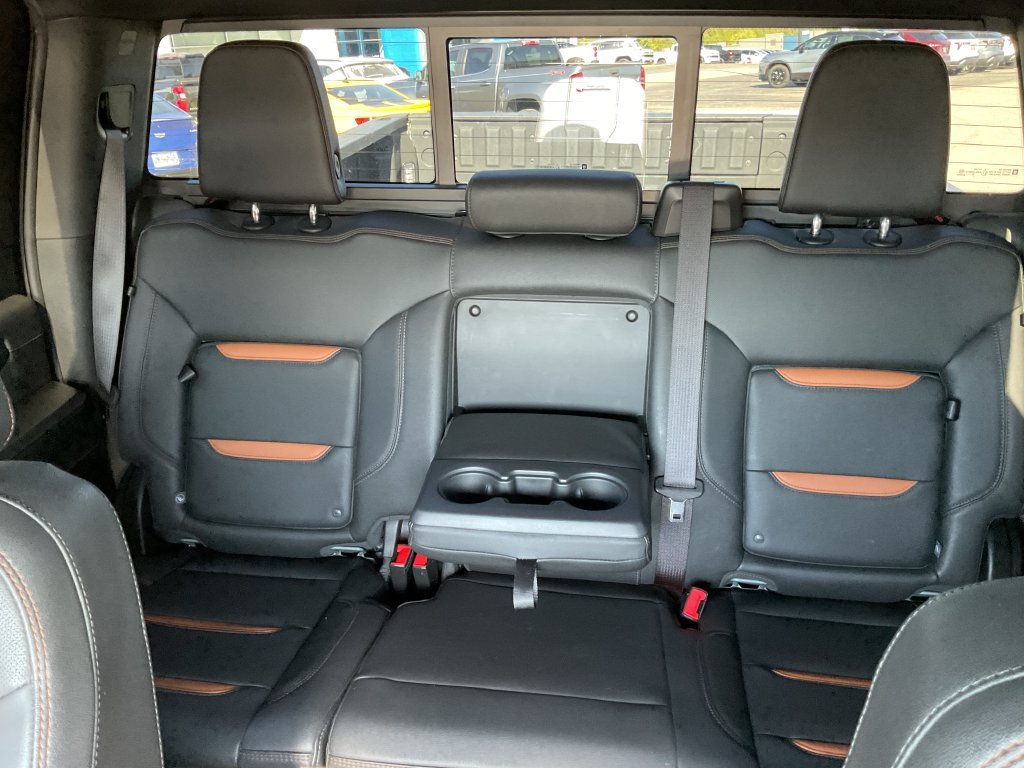 Used 2024 GMC Sierra 2500 AT4 w/ AT4 Premium Plus Package AWD/4WD image 26