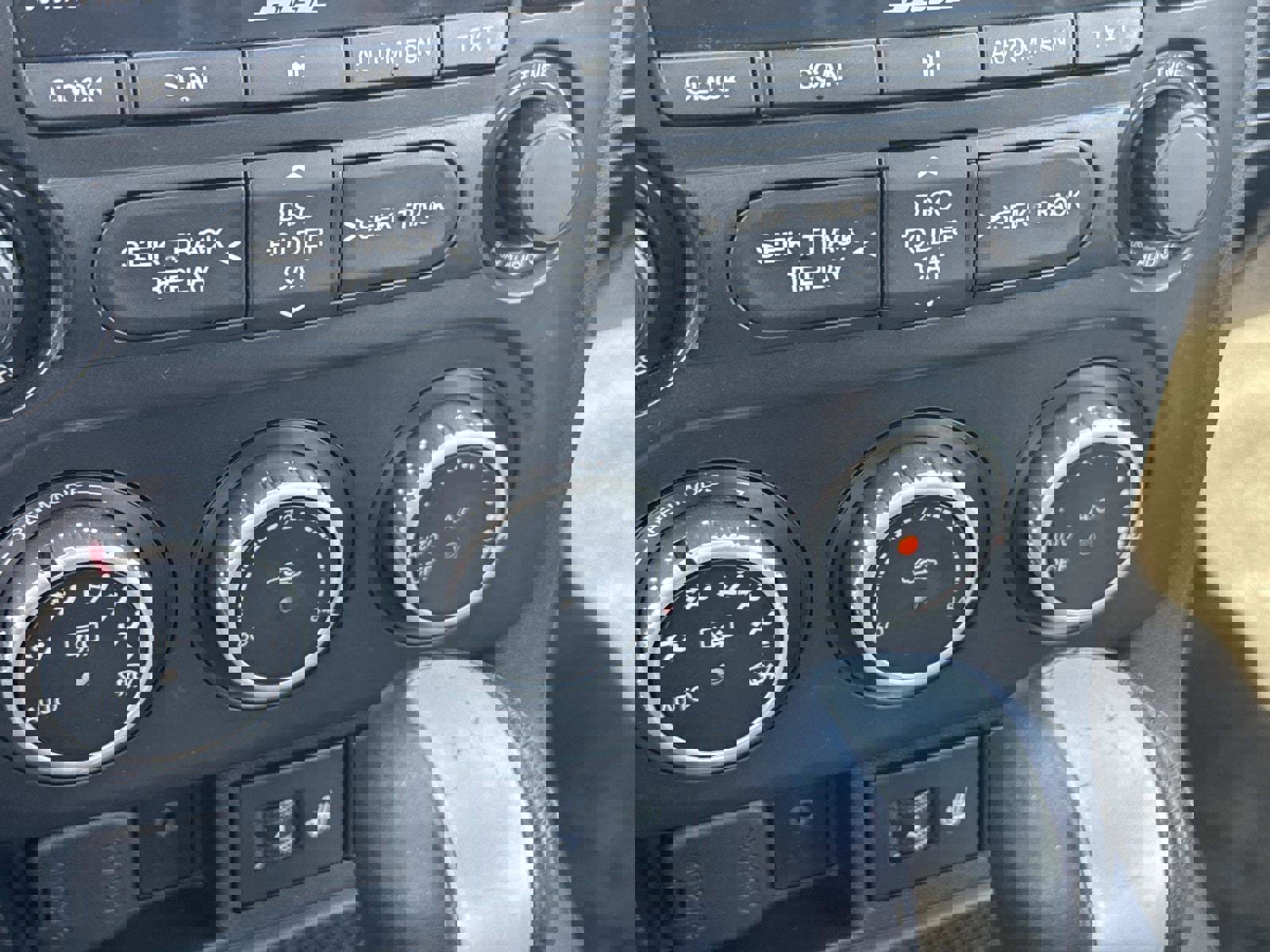 Used 2009 MAZDA MX-5 Miata Grand Touring image 20