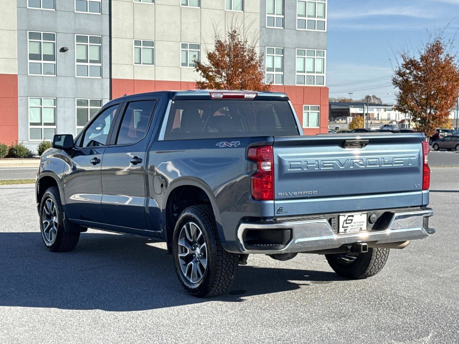 Used 2024 Chevrolet Silverado 1500 LT image 26