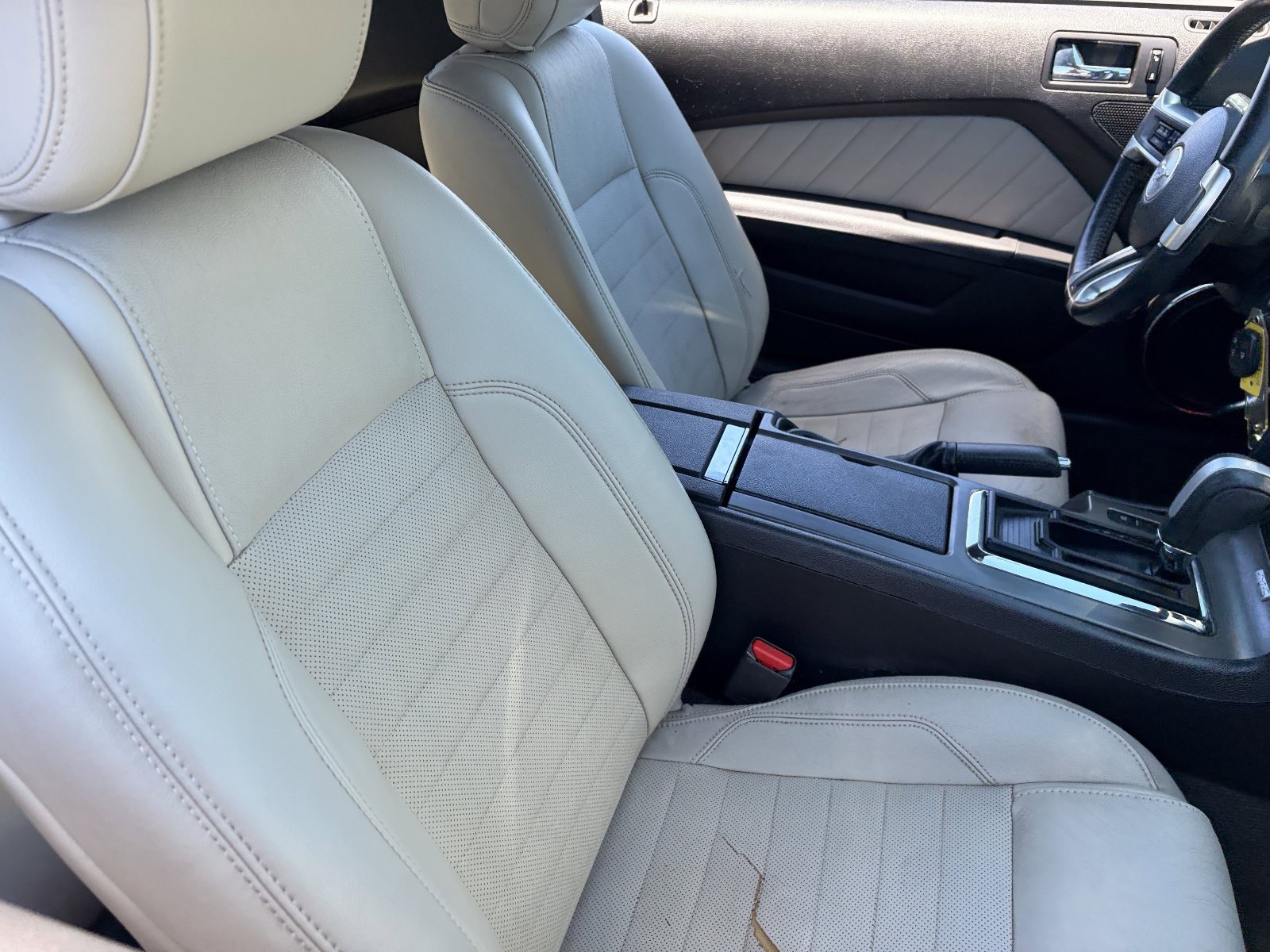 Used 2014 Ford Mustang Premium w/ Electronics Package RWD image 10