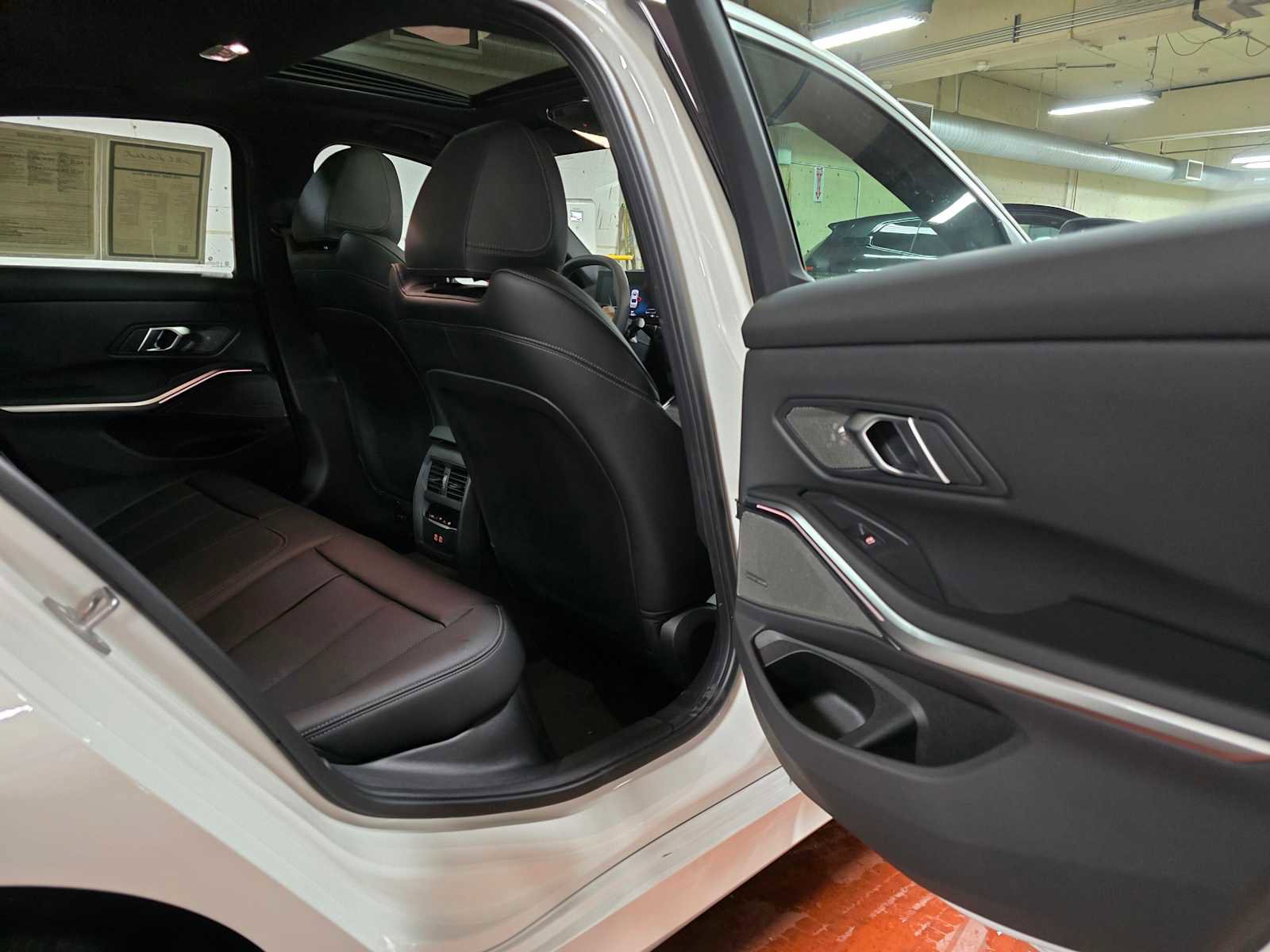 Used 2026 BMW 330i xDrive Sedan w/ Premium Package image 15