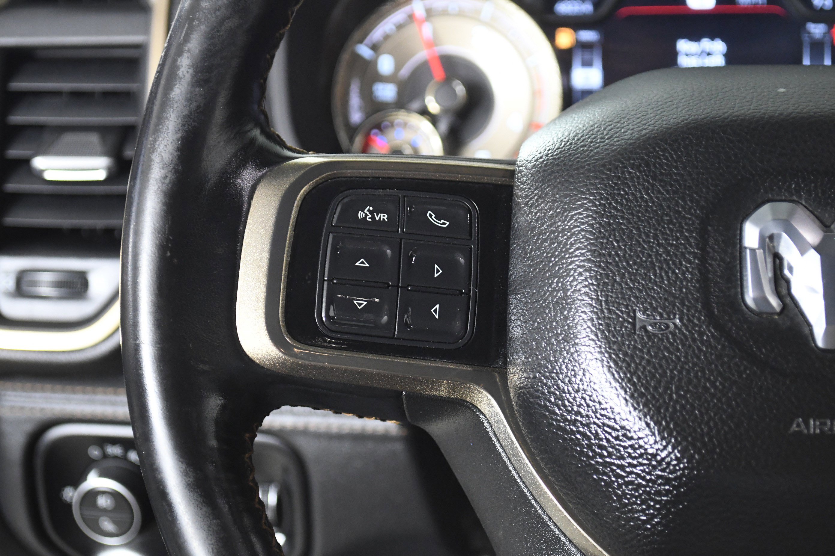 Used 2022 RAM 2500 Limited image 11