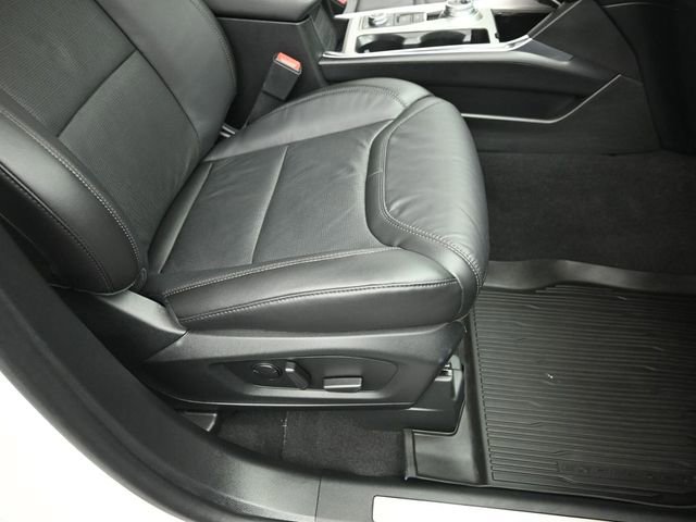 Certified 2023 Ford Explorer Platinum w/ Technology Package image 34