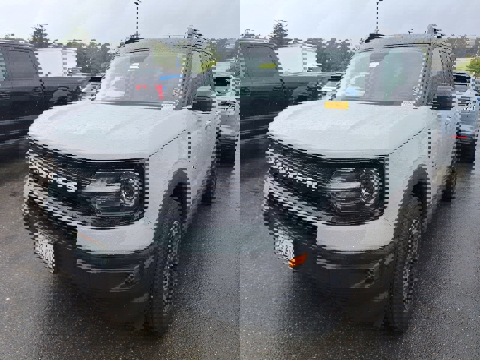 Used 2022 Ford Bronco Sport Outer Banks w/ Tech Package image 2