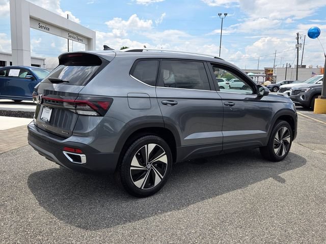 New 2026 Volkswagen Taos SE AWD/4WD image 13