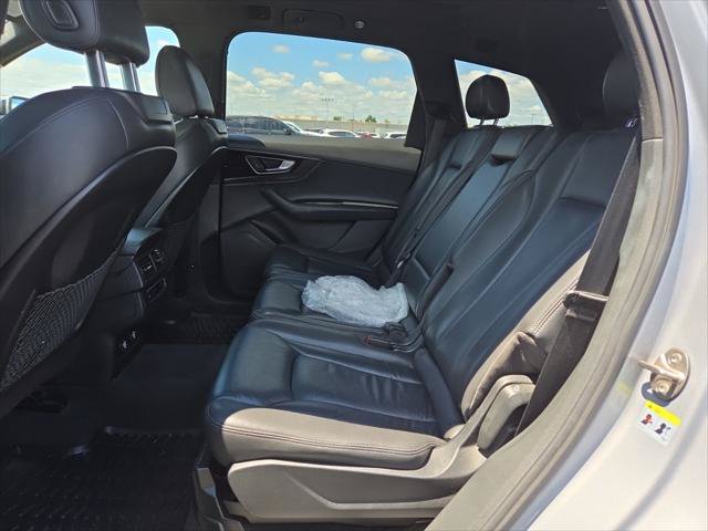 Used 2019 Audi Q7 3.0T Premium AWD/4WD image 16