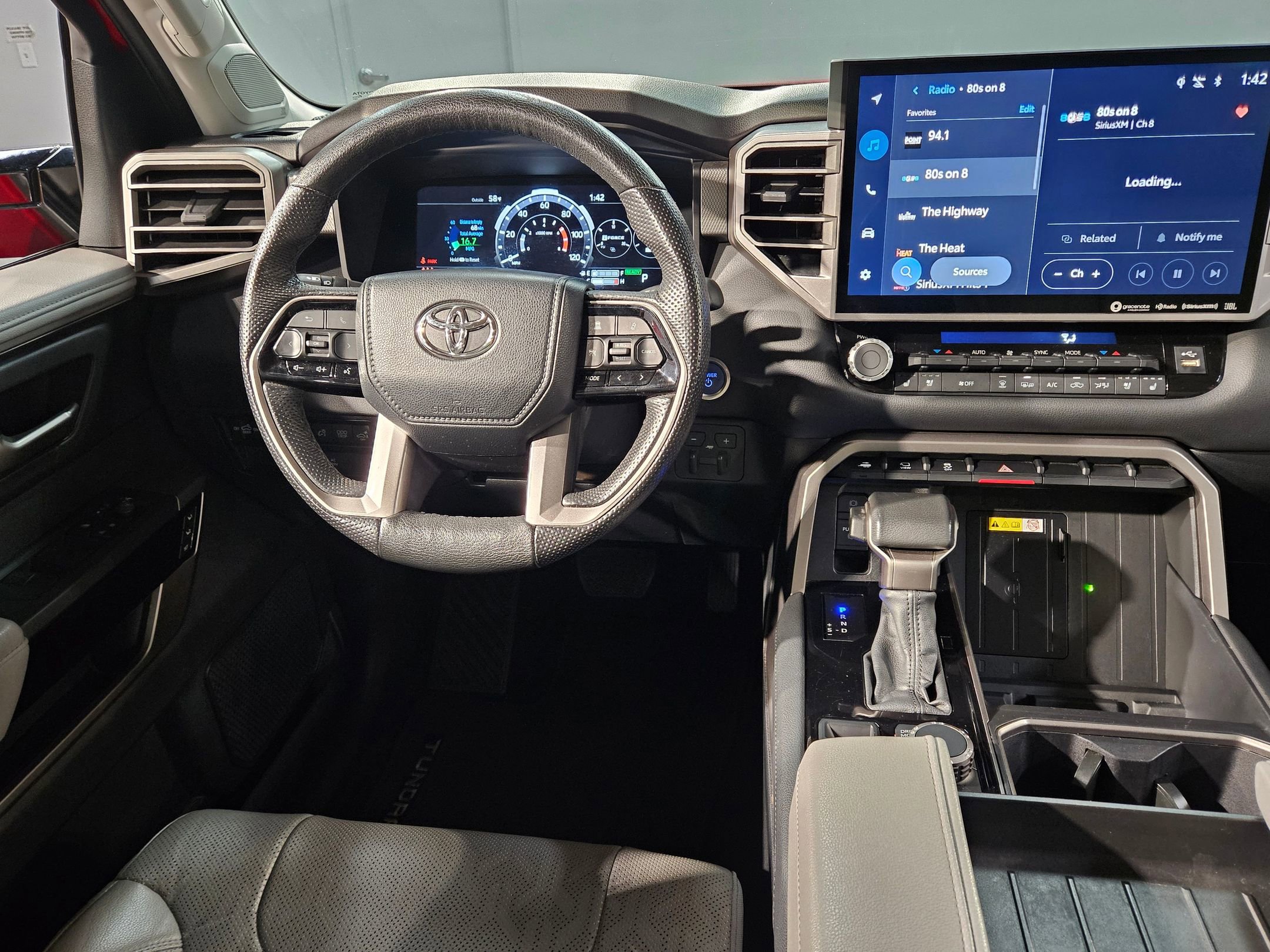 Used 2024 Toyota Tundra Limited image 9