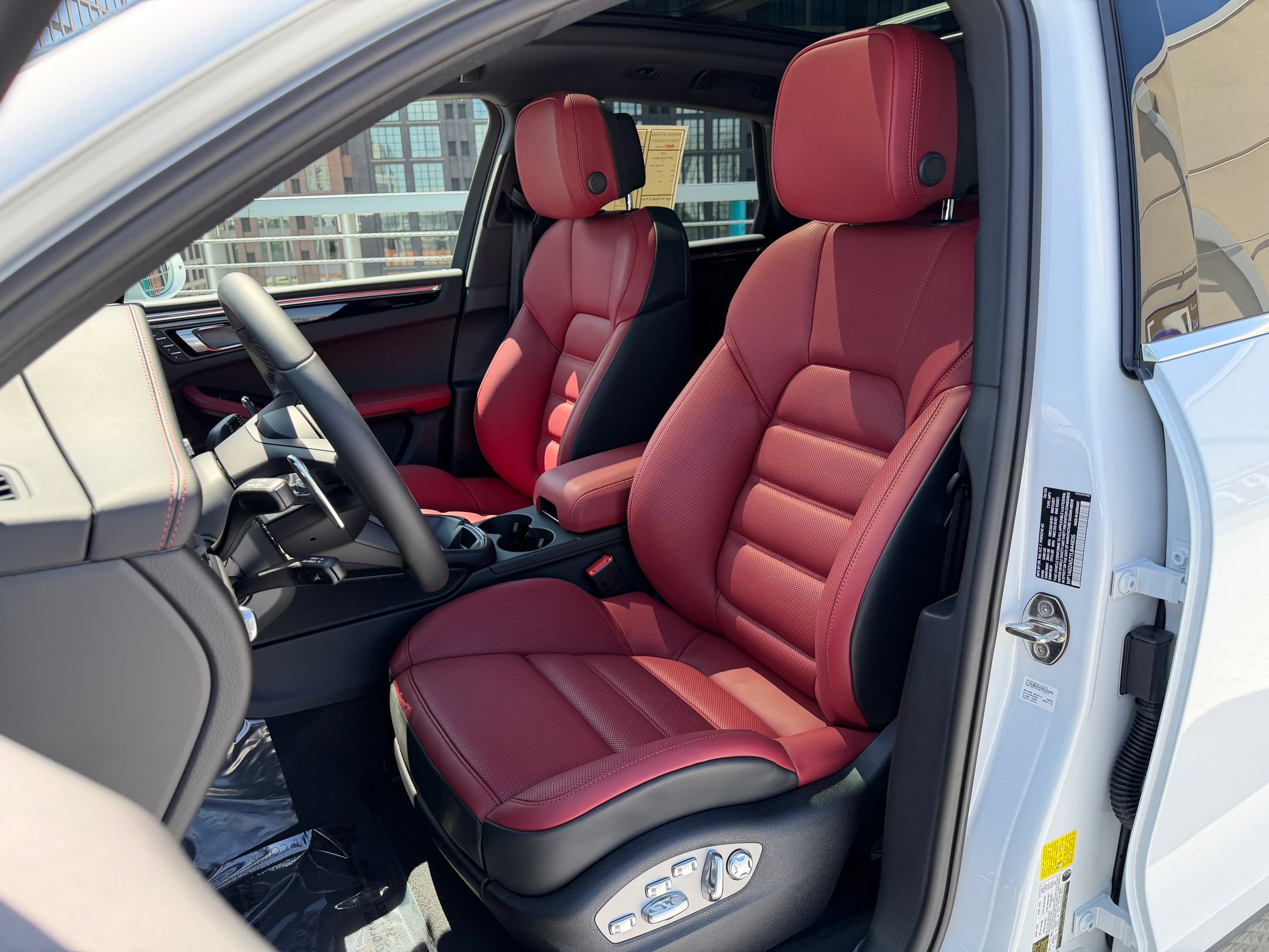 New 2026 Porsche Macan S AWD/4WD image 5