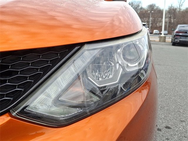 Used 2017 Nissan Rogue Sport SL w/ SL Premium Package image 9