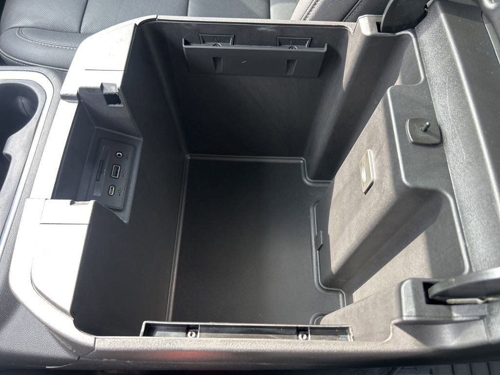 Used 2022 Chevrolet Silverado 1500 LTZ w/ LTZ Convenience Package II image 46