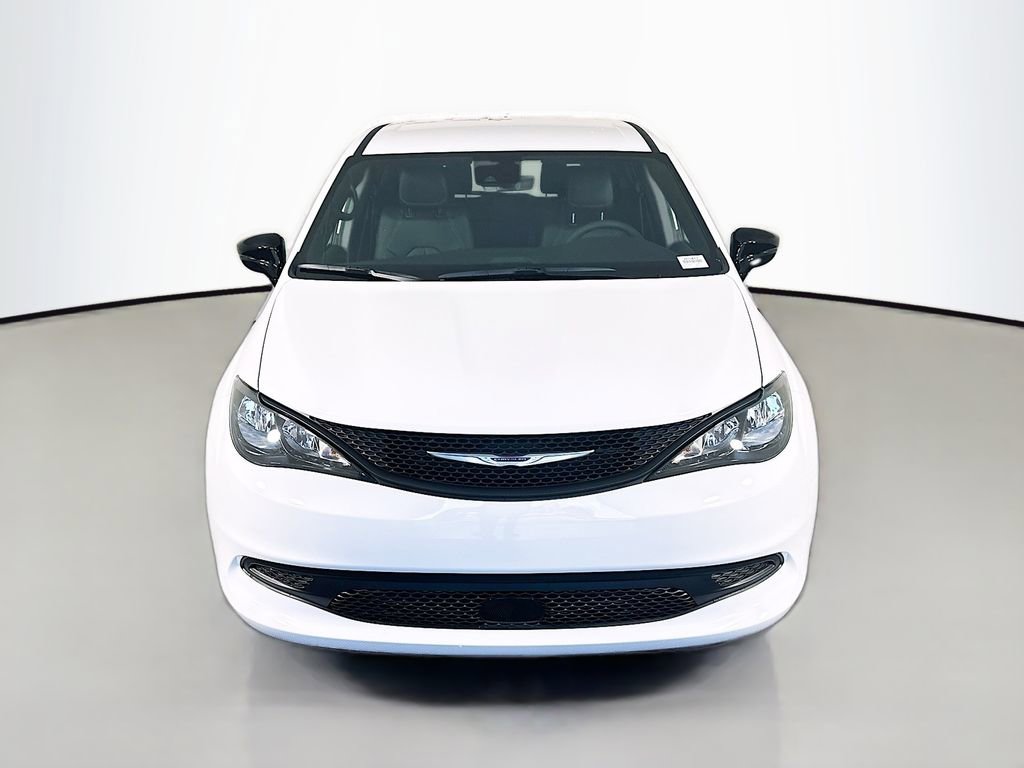 New 2026 Chrysler Voyager LX FWD image 2