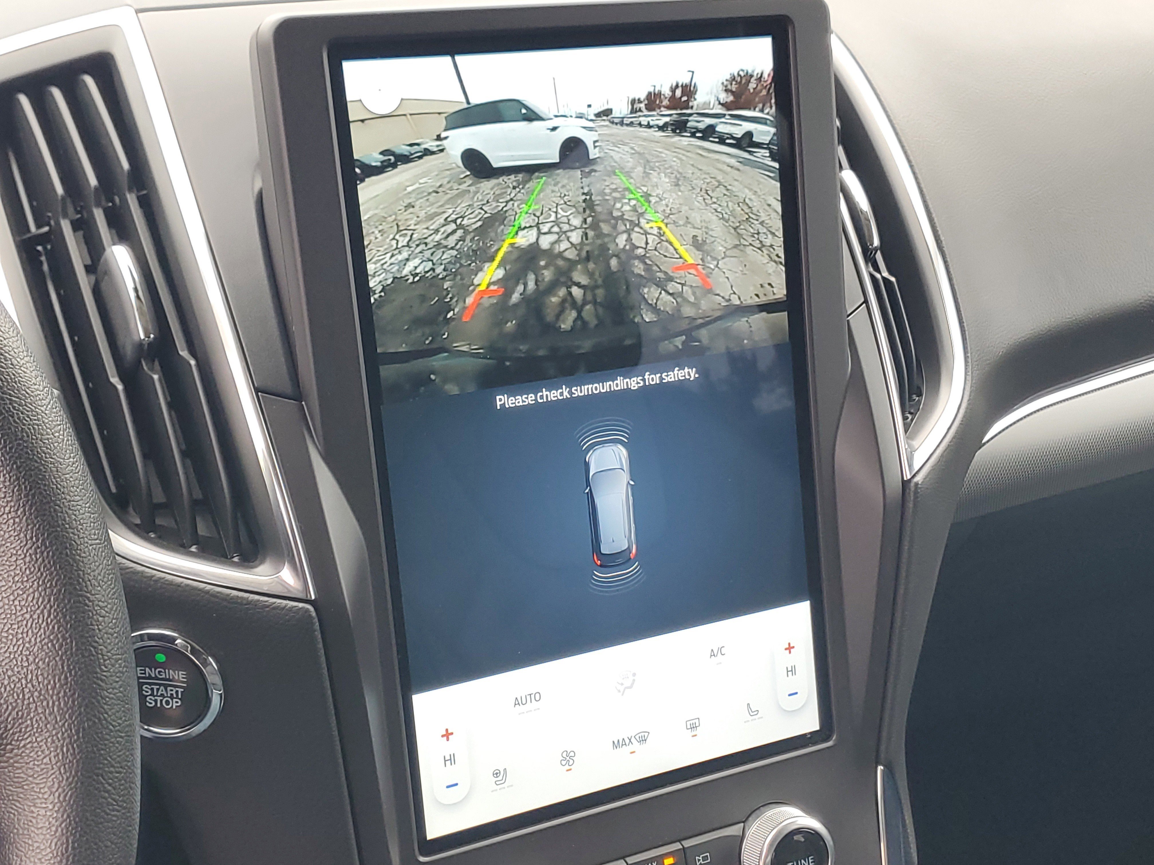 Used 2021 Ford Edge Titanium w/ Class II Trailer Tow Package image 17