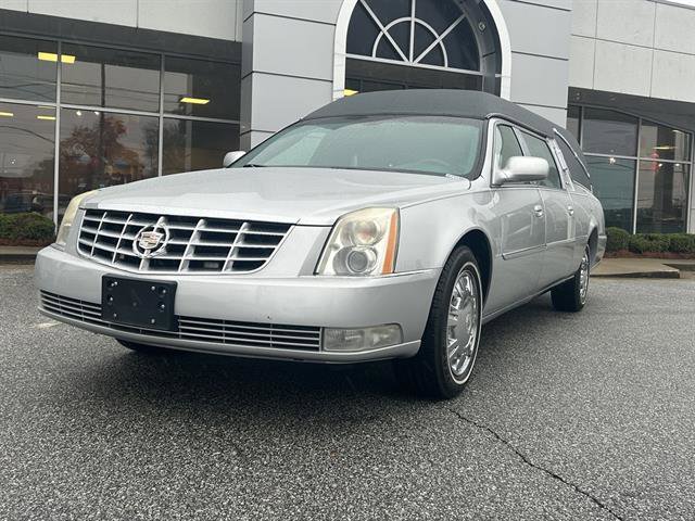 Used 2010 Cadillac DTS Hearse image 1