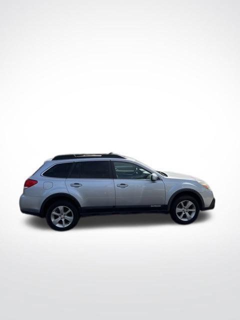 Used 2014 Subaru Outback 2.5i Premium w/ Moonroof Package AWD/4WD image 10