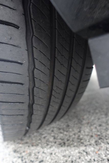 Used 2024 Cadillac XT6 Premium Luxury w/ LPO, Floor Liner Package image 32