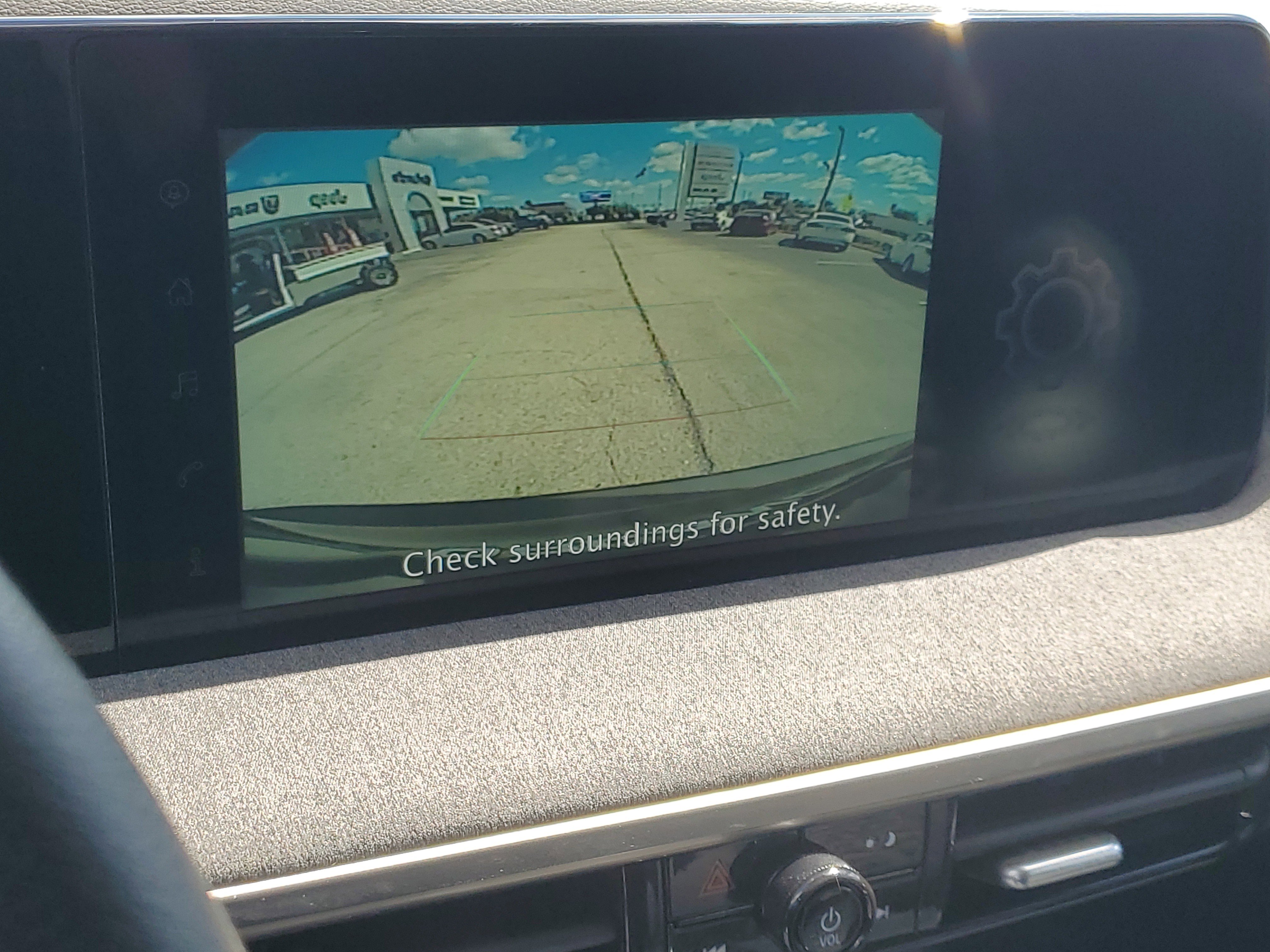 Used 2025 Nissan Kicks SV image 25