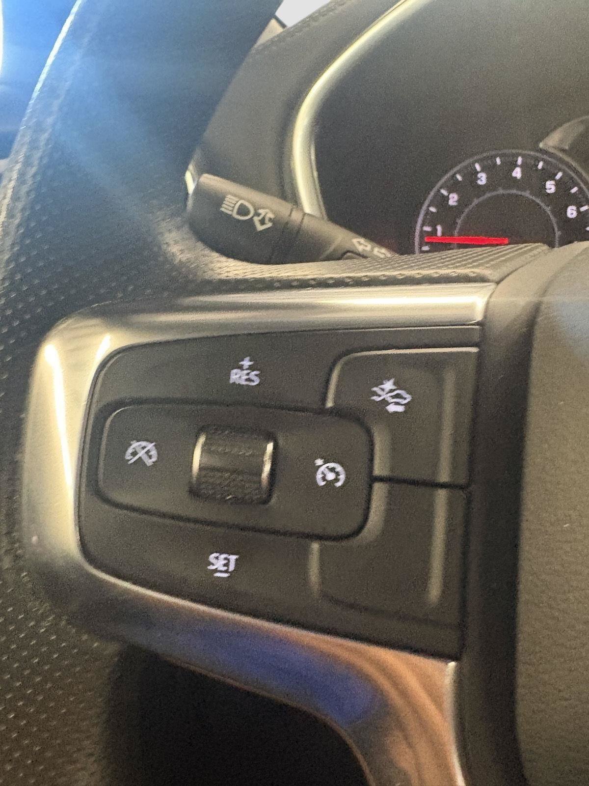 Used 2021 Chevrolet Blazer LT FWD image 26