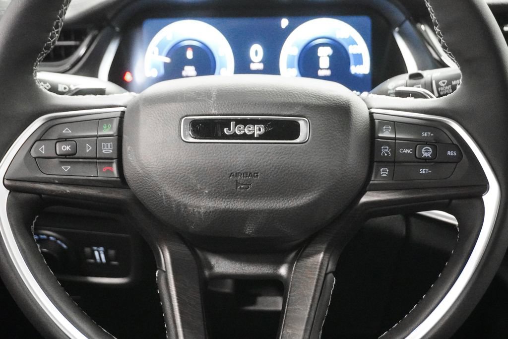 New 2026 Jeep Grand Cherokee L Limited w/ MOPAR Finishing Package AWD/4WD image 22