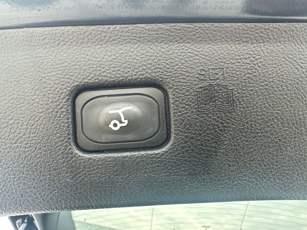 Used 2024 Ford Edge ST-Line image 35