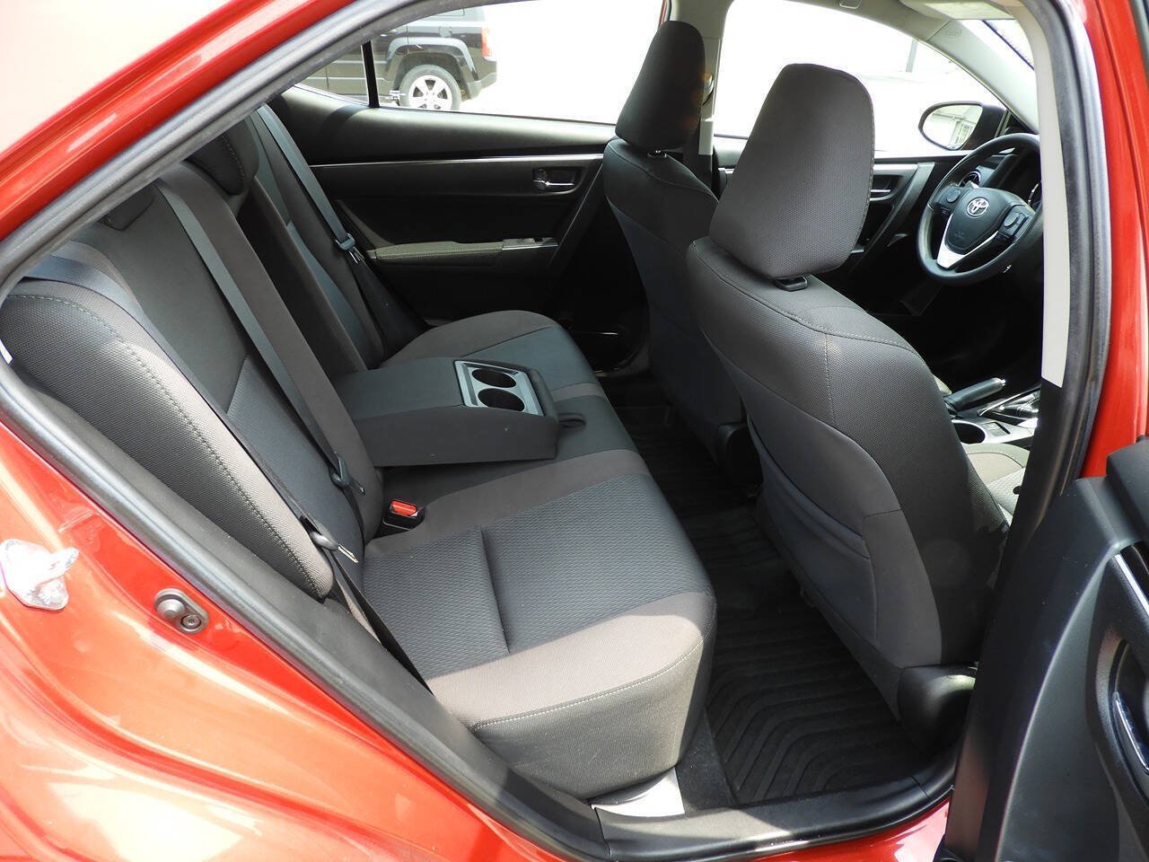 Used 2019 Toyota Corolla L FWD image 25