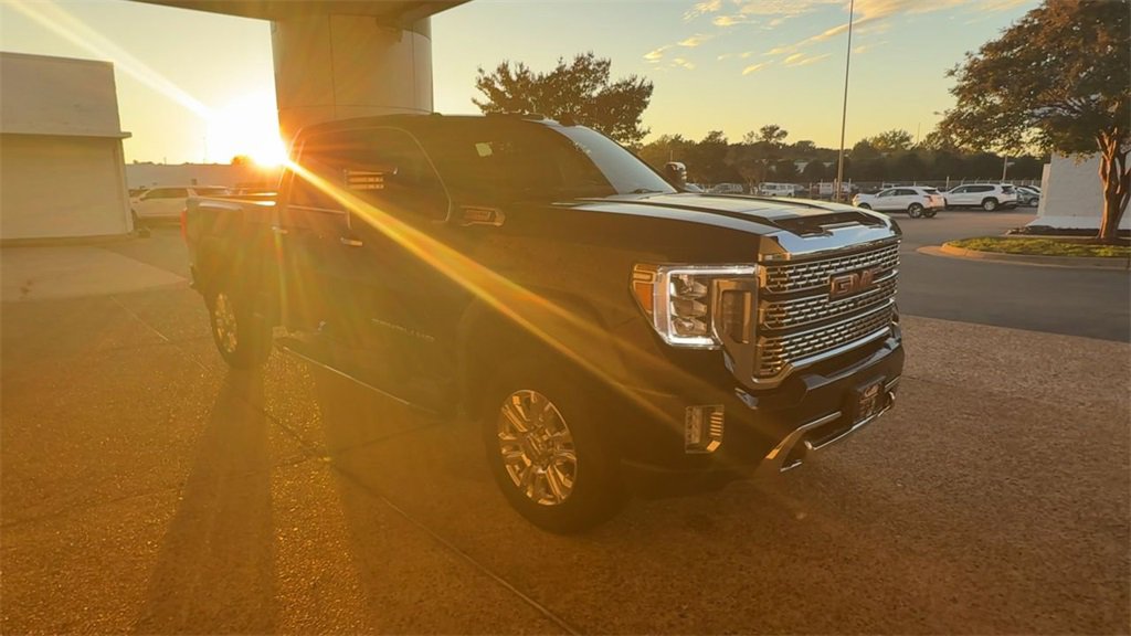 Certified 2022 GMC Sierra 2500 Denali w/ Denali Ultimate Package image 2