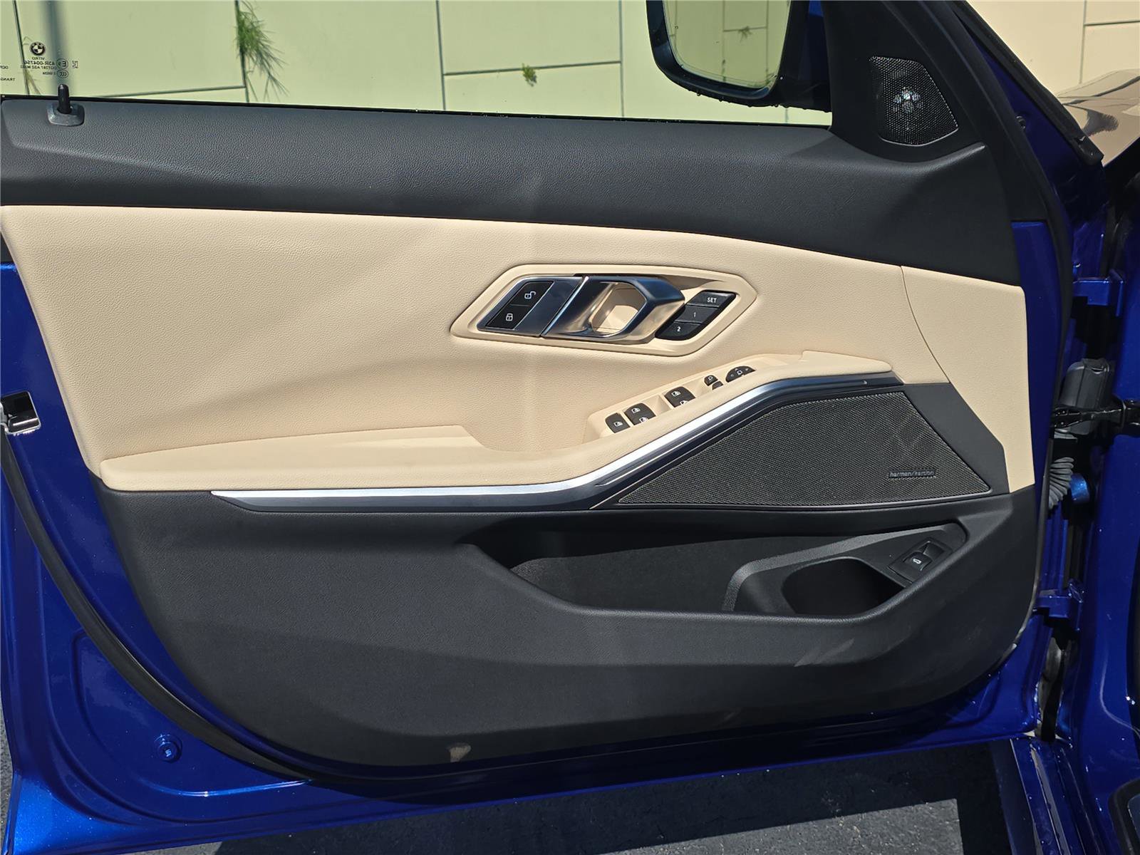 Used 2023 BMW 330i Sedan w/ M Sport Package RWD image 12