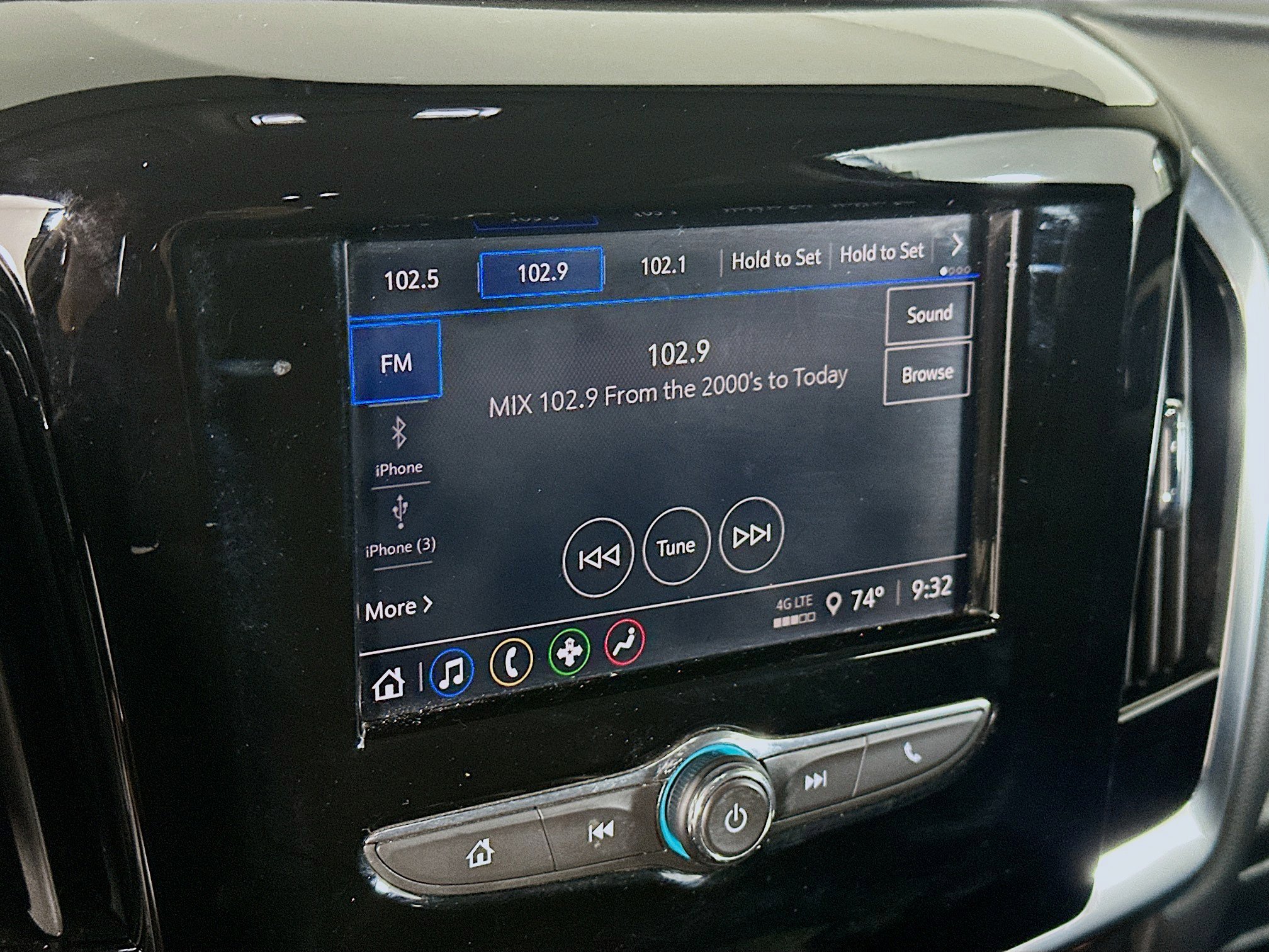 Used 2020 Chevrolet Traverse LS image 19