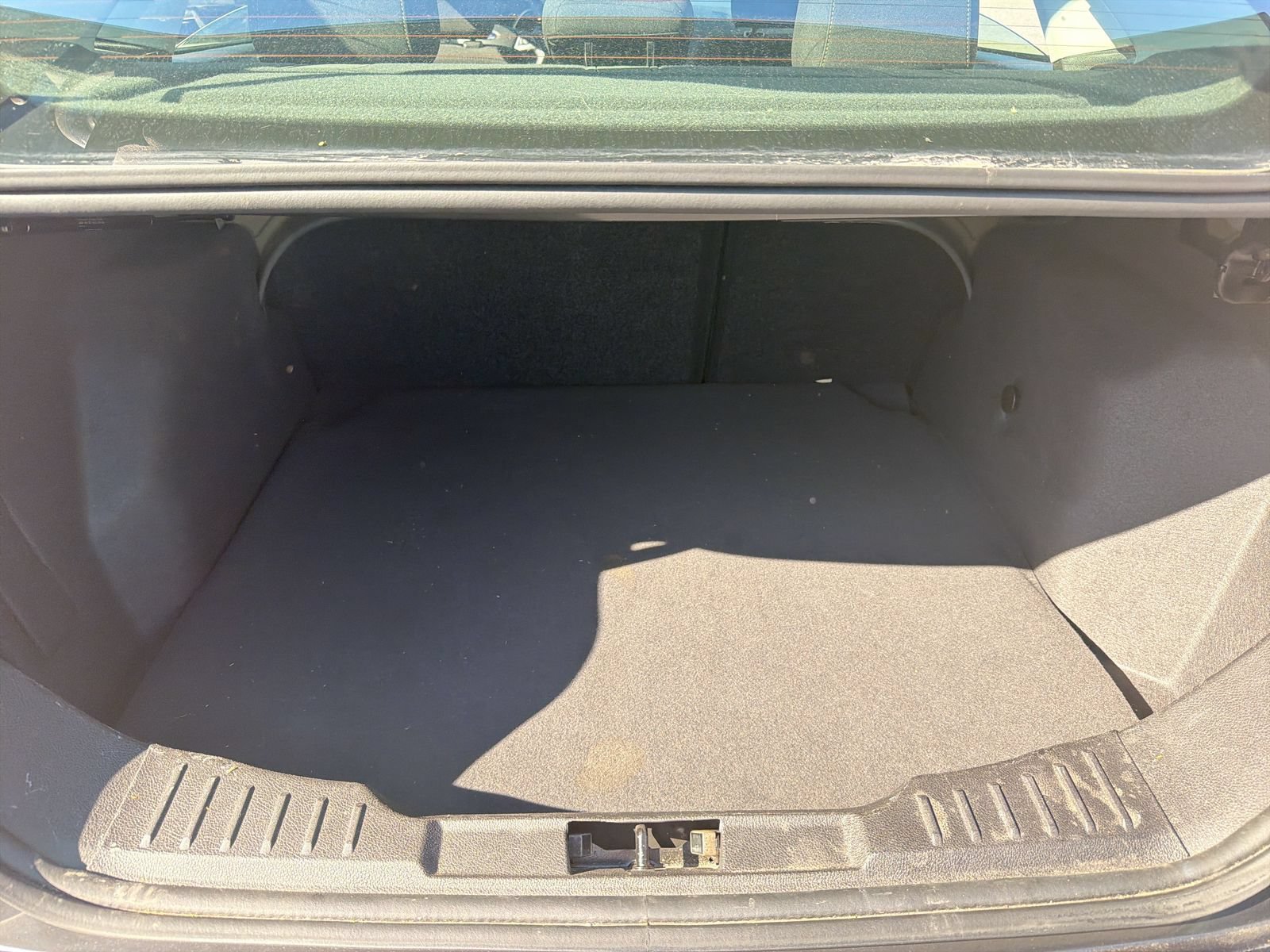 Used 2018 Ford Focus SE FWD image 36