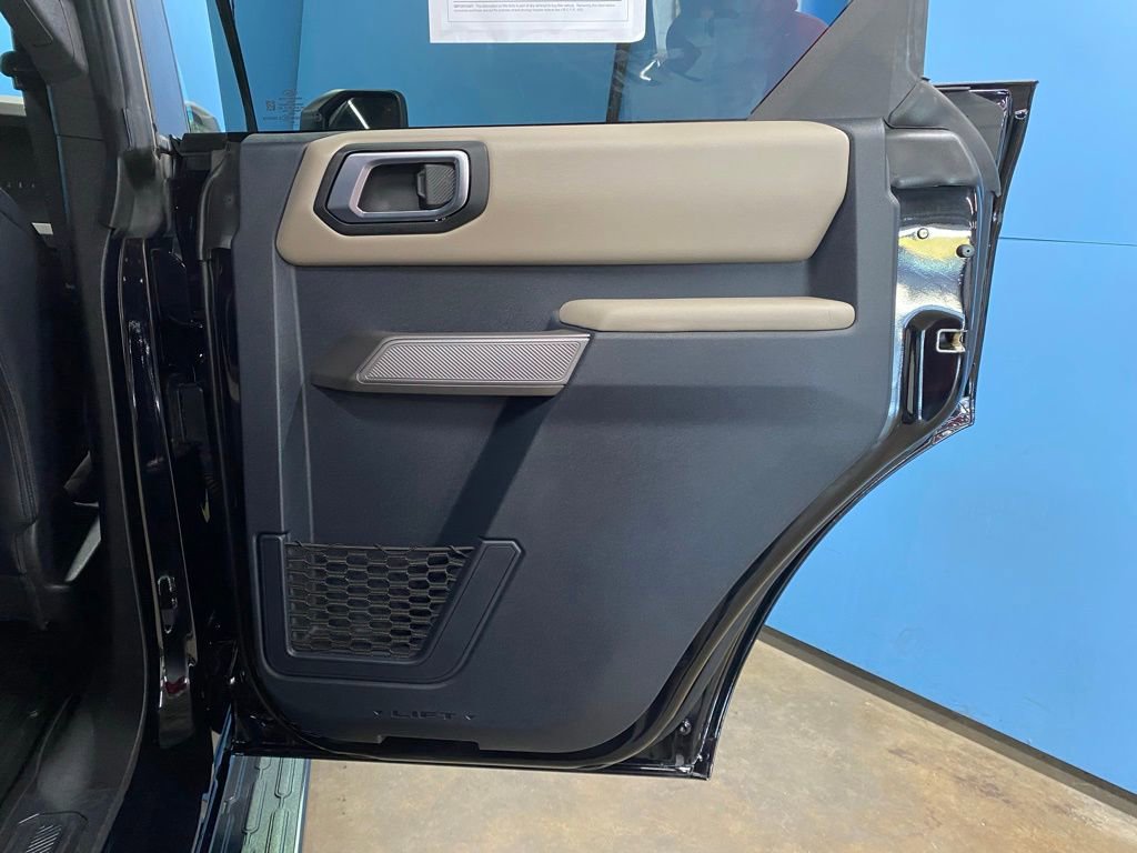 Used 2023 Ford Bronco Wildtrak image 46