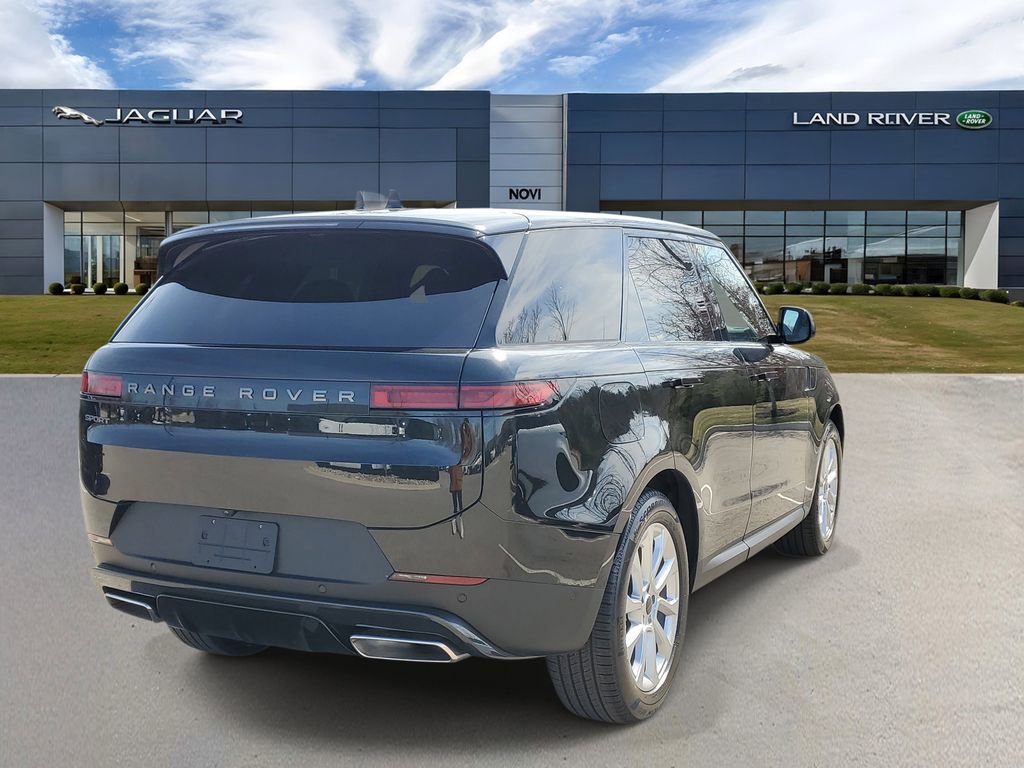 New 2026 Land Rover Range Rover Sport SE AWD/4WD image 3