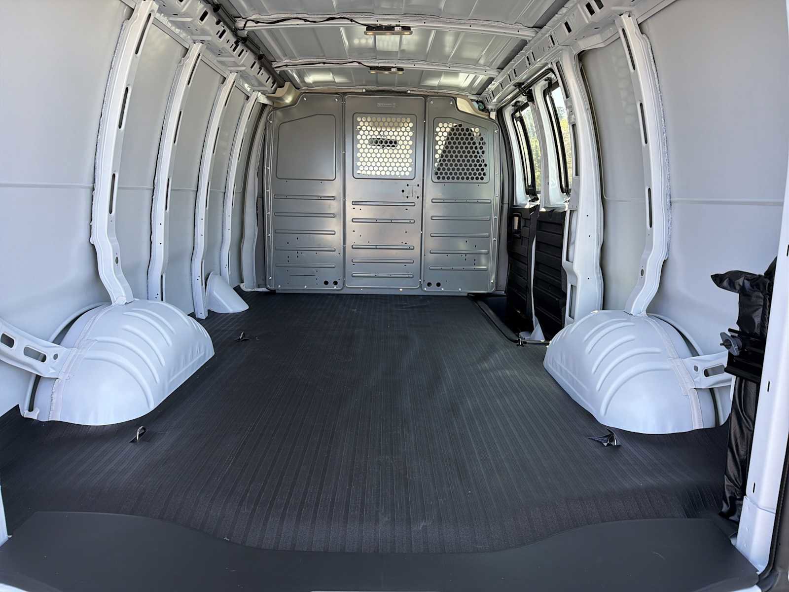 New 2025 GMC Savana 2500 w/ Driver Convenience Package image 14