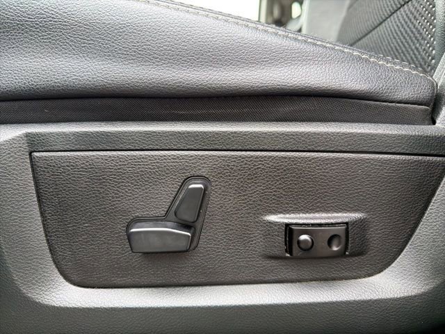 Used 2018 RAM 2500 Big Horn w/ Sport Appearance Group image 28