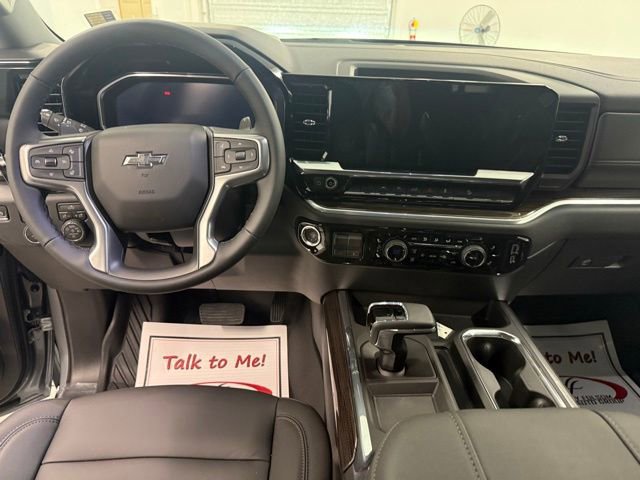 New 2026 Chevrolet Silverado 1500 RST AWD/4WD image 16