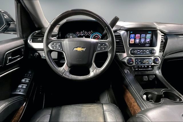 Used 2017 Chevrolet Suburban LT image 10