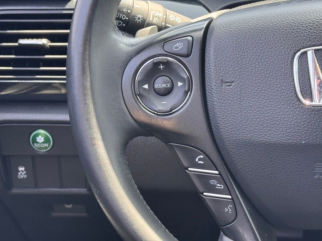 Used 2015 Honda Accord Sport image 16