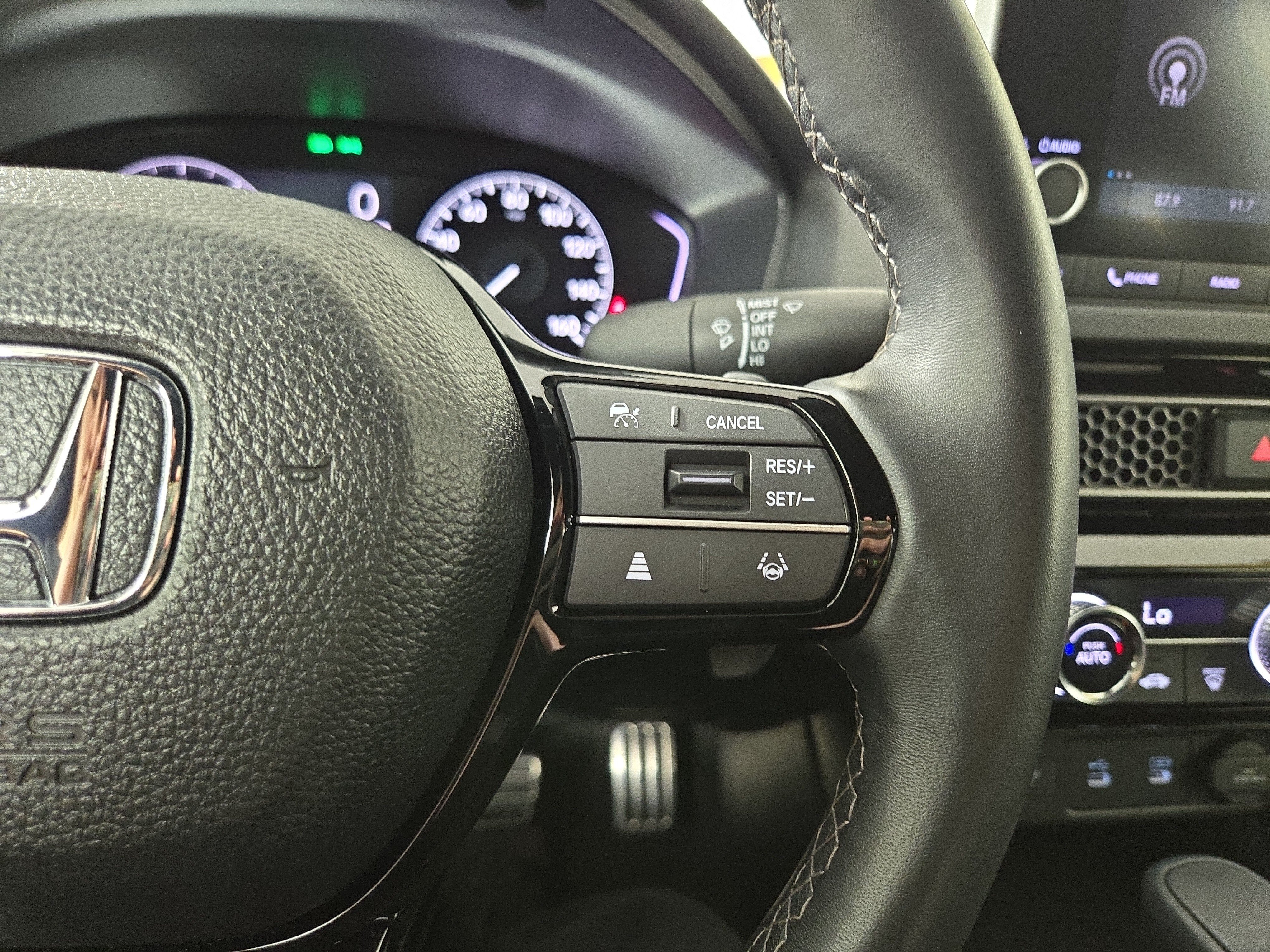 Used 2025 Honda Civic Sport image 16