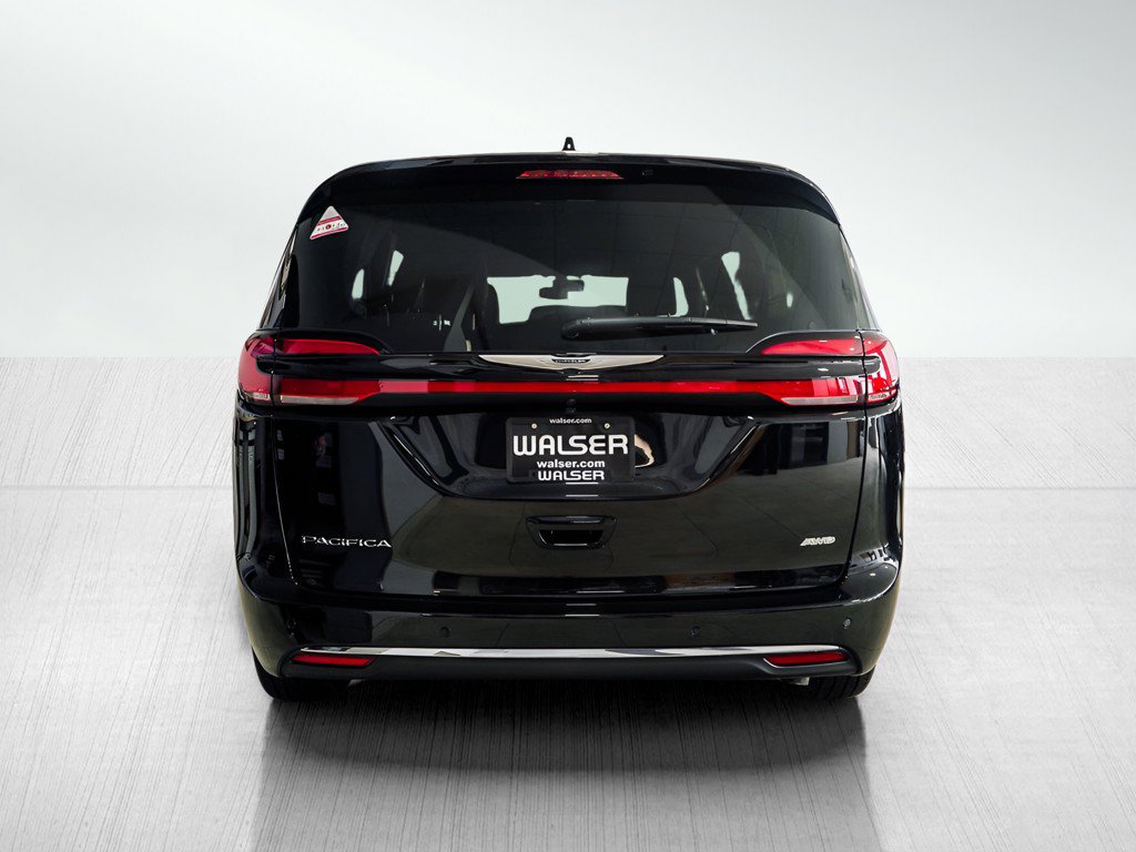 New 2026 Chrysler Pacifica Select AWD/4WD image 6