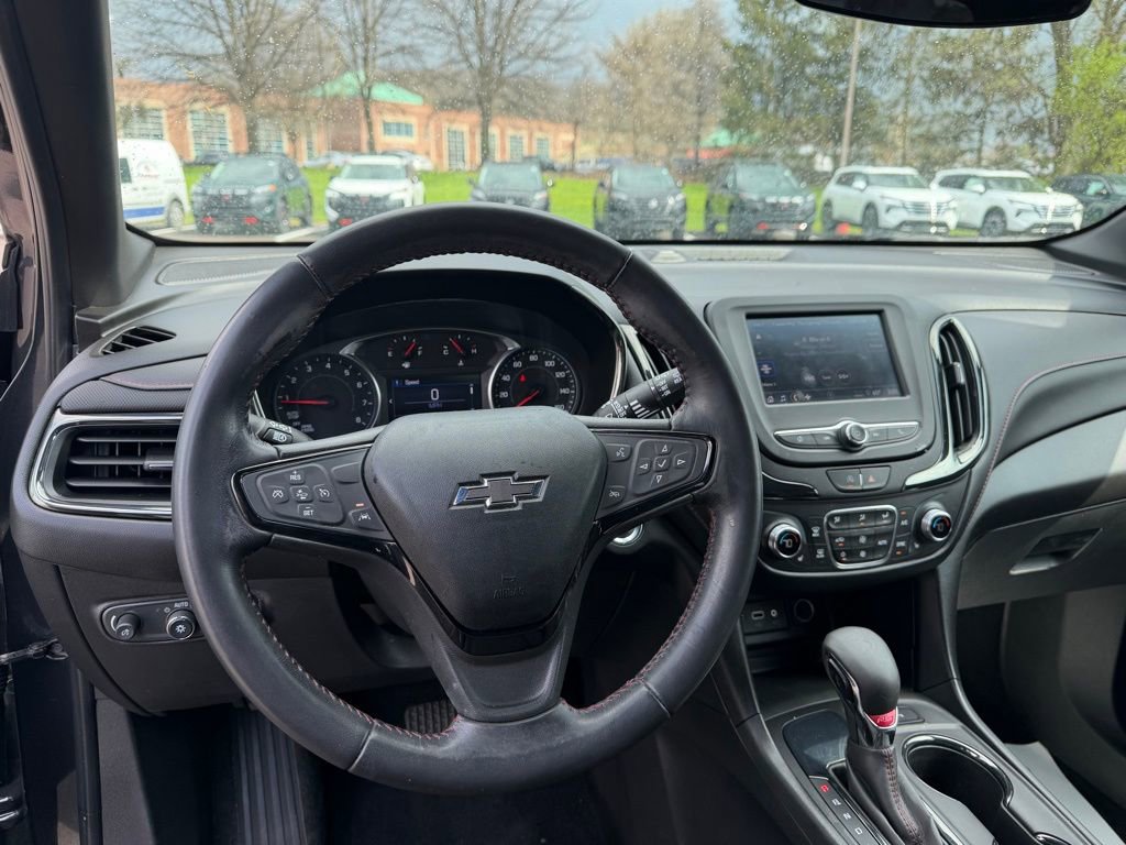 Used 2022 Chevrolet Equinox RS image 9