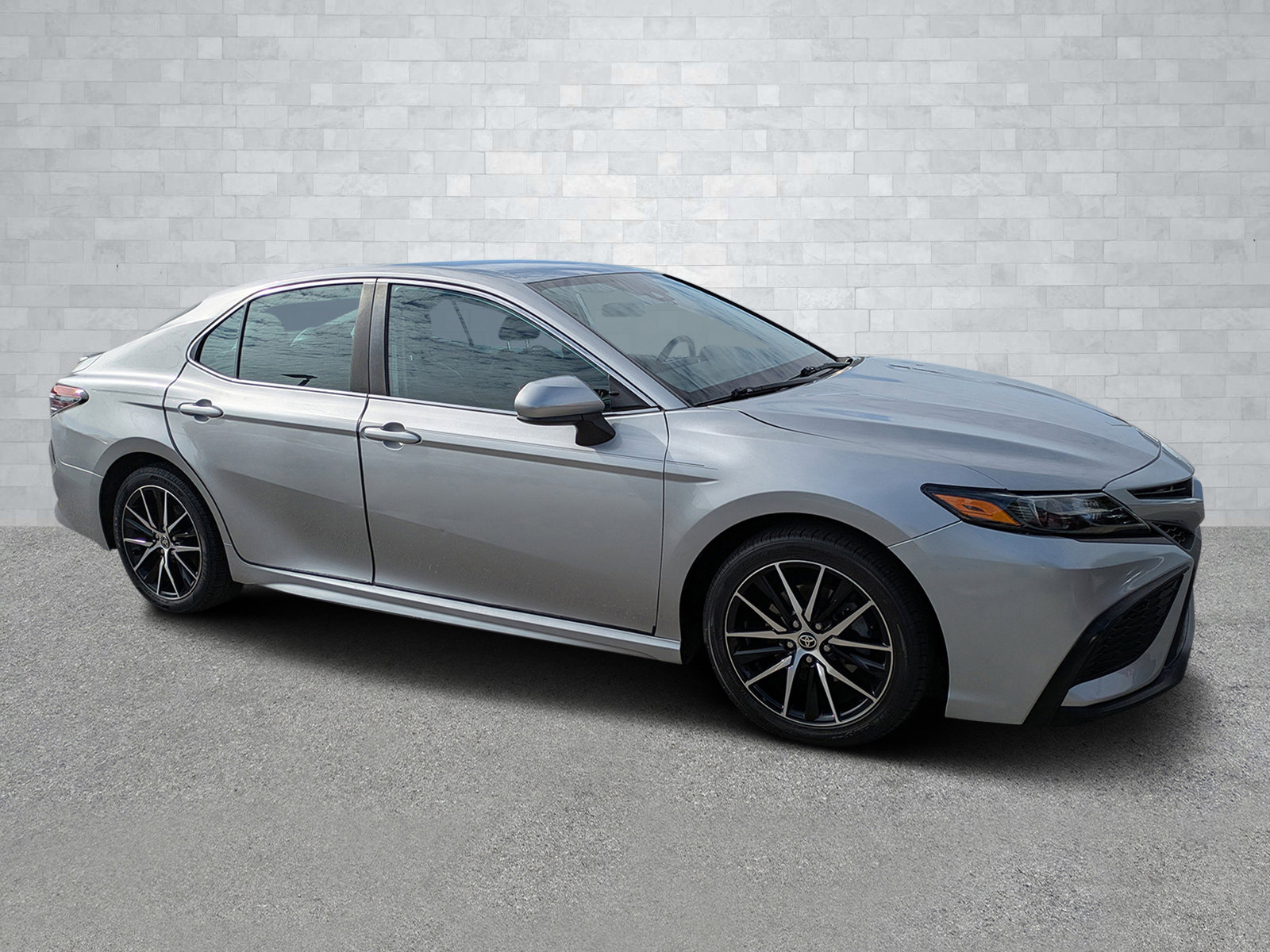Used 2021 Toyota Camry SE