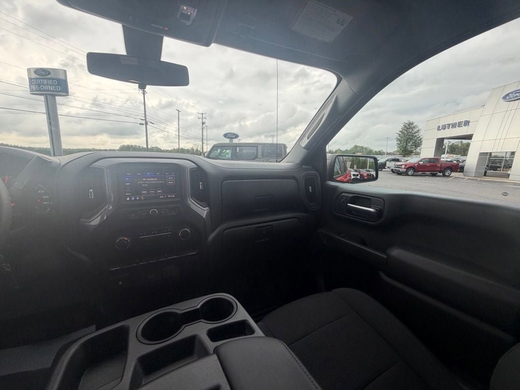 Used 2020 Chevrolet Silverado 1500 Custom Trail Boss w/ Custom Convenience Package AWD/4WD image 13