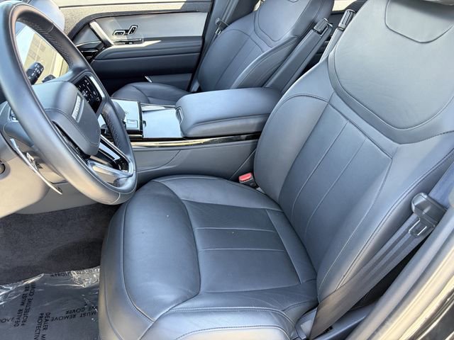 Used 2025 Land Rover Range Rover Sport SE image 6