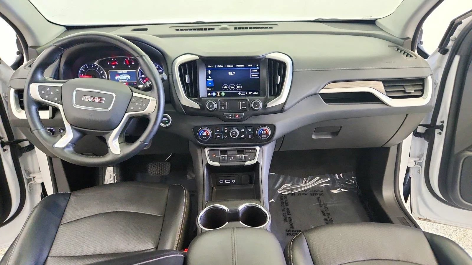Used 2024 GMC Terrain SLT FWD image 26