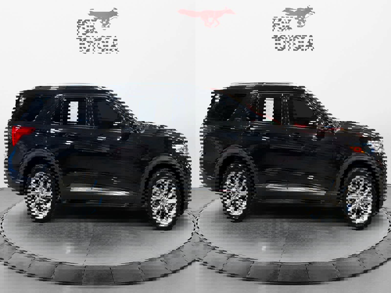 Used 2021 Ford Explorer Platinum w/ Equipment Group 601A image 7