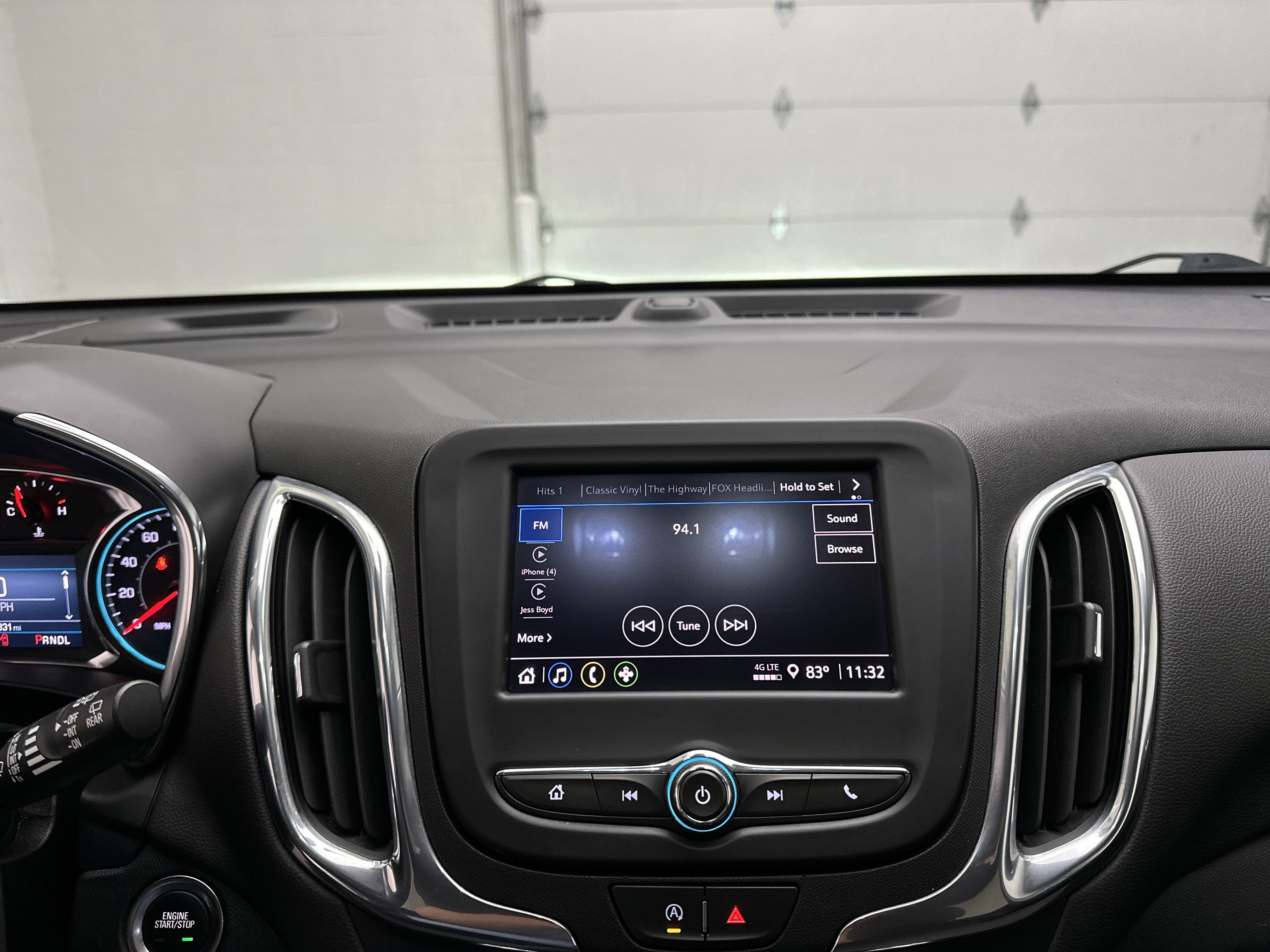 Used 2023 Chevrolet Equinox LT w/ LPO, Floor Liner Package AWD/4WD image 10